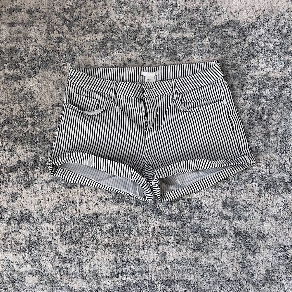 H&M Size 6 Shorts